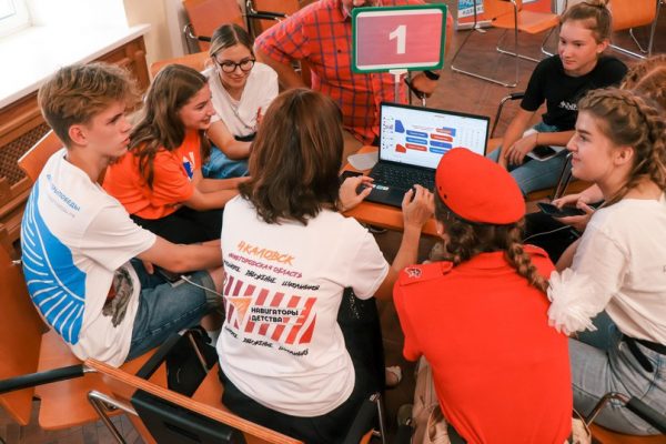 90 нижегородских школьников прошли отбор для участия во Всероссийском проекте «Университетские смены»