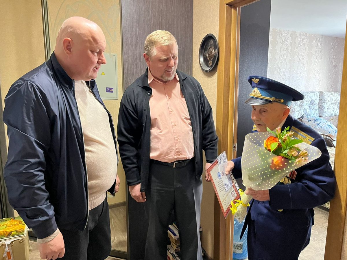 100-летний юбилей отметил ветеран ВОВ Георгий Попов из Нижнего Новгорода
