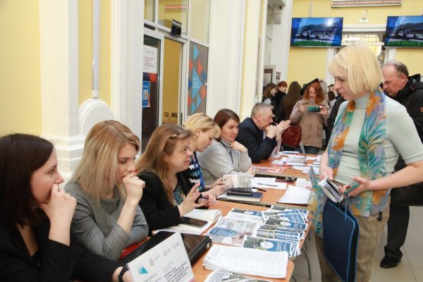 Нижегородская область стала одним из лидеров по количеству предложенных на Всероссийской ярмарке трудоустройства вакансий