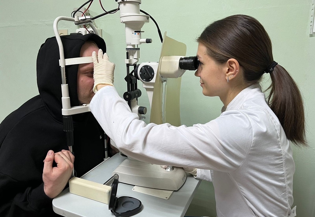 Офтальмолог рассказала об особенностях сезонных травм глаз