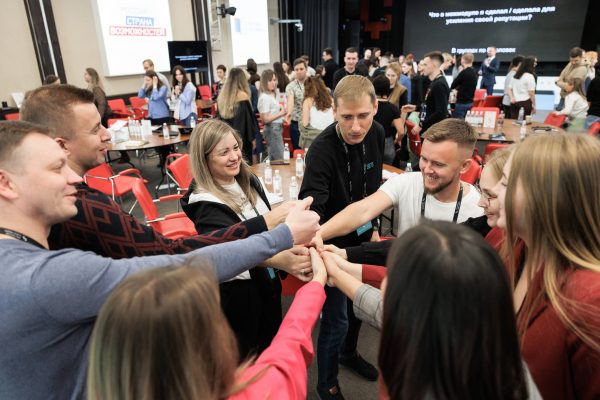 Журналистов, блогеров и SMM-специалистов приглашают на обучение по медиакоммуникации