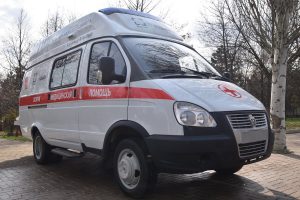 Александр Вайнберг передал автомобиль скорой помощи мотострелковому батальону «Лавина»