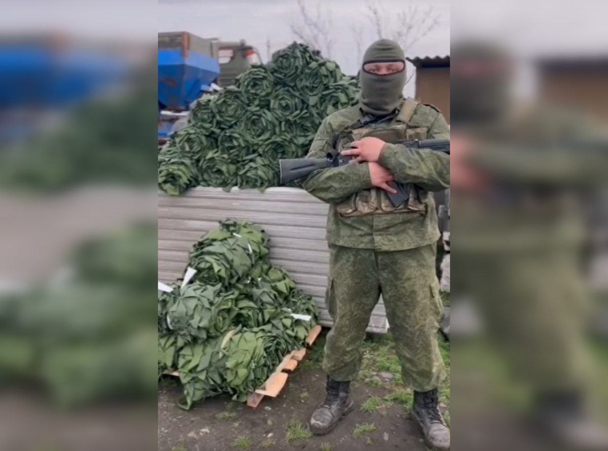 110 маскировочных сетей передали нижегородцы военнослужащим на СВО