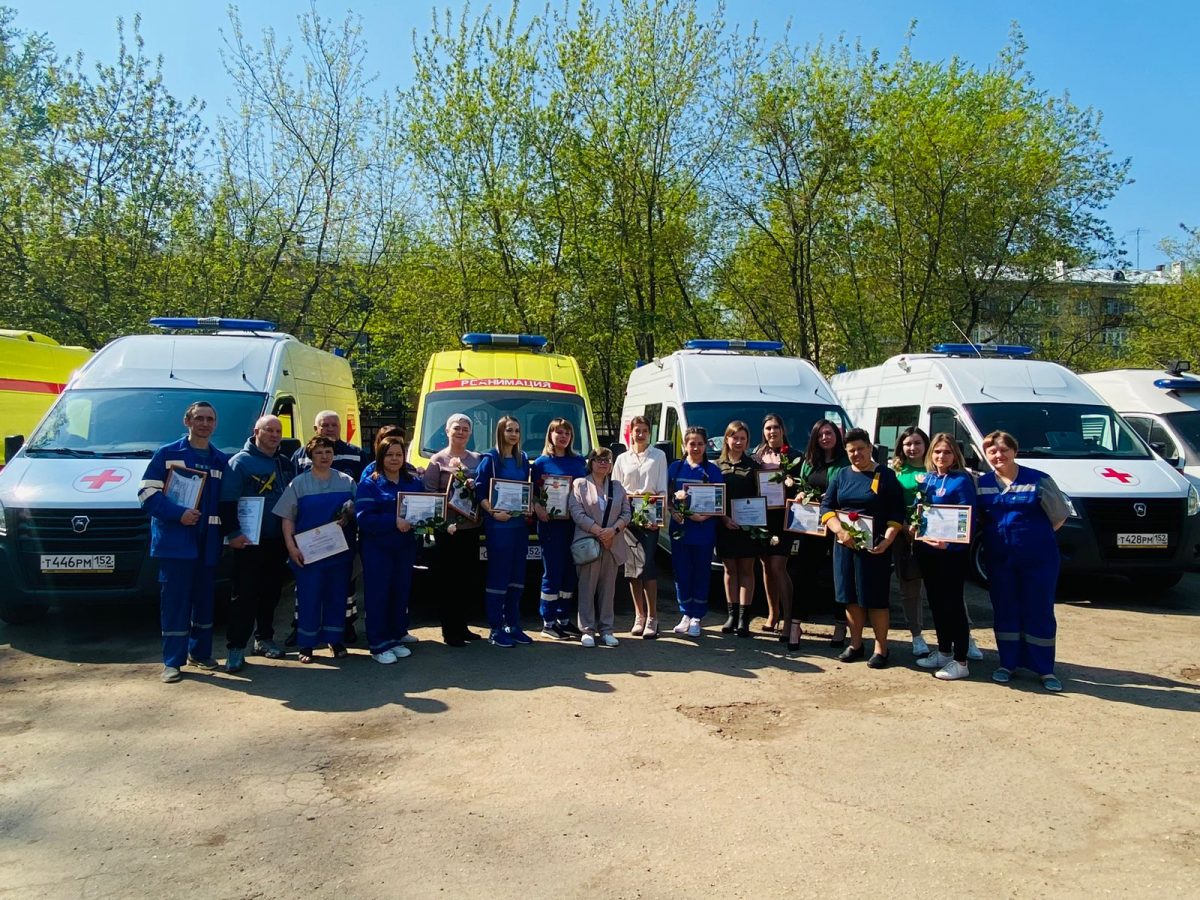 270 сотрудников нижегородской службы скорой медицинской помощи получили награды