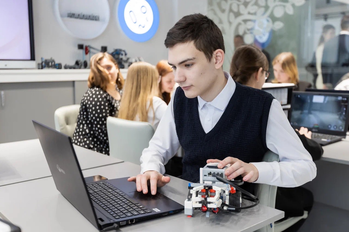 Финал “Естественно-научного триатлона” для школьников пройдет в Технопарке Мининского 8 апреля