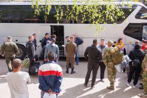 Две группы нижегородских добровольцев отправились в воинские части для подготовки к участию в&nbsp;СВО
