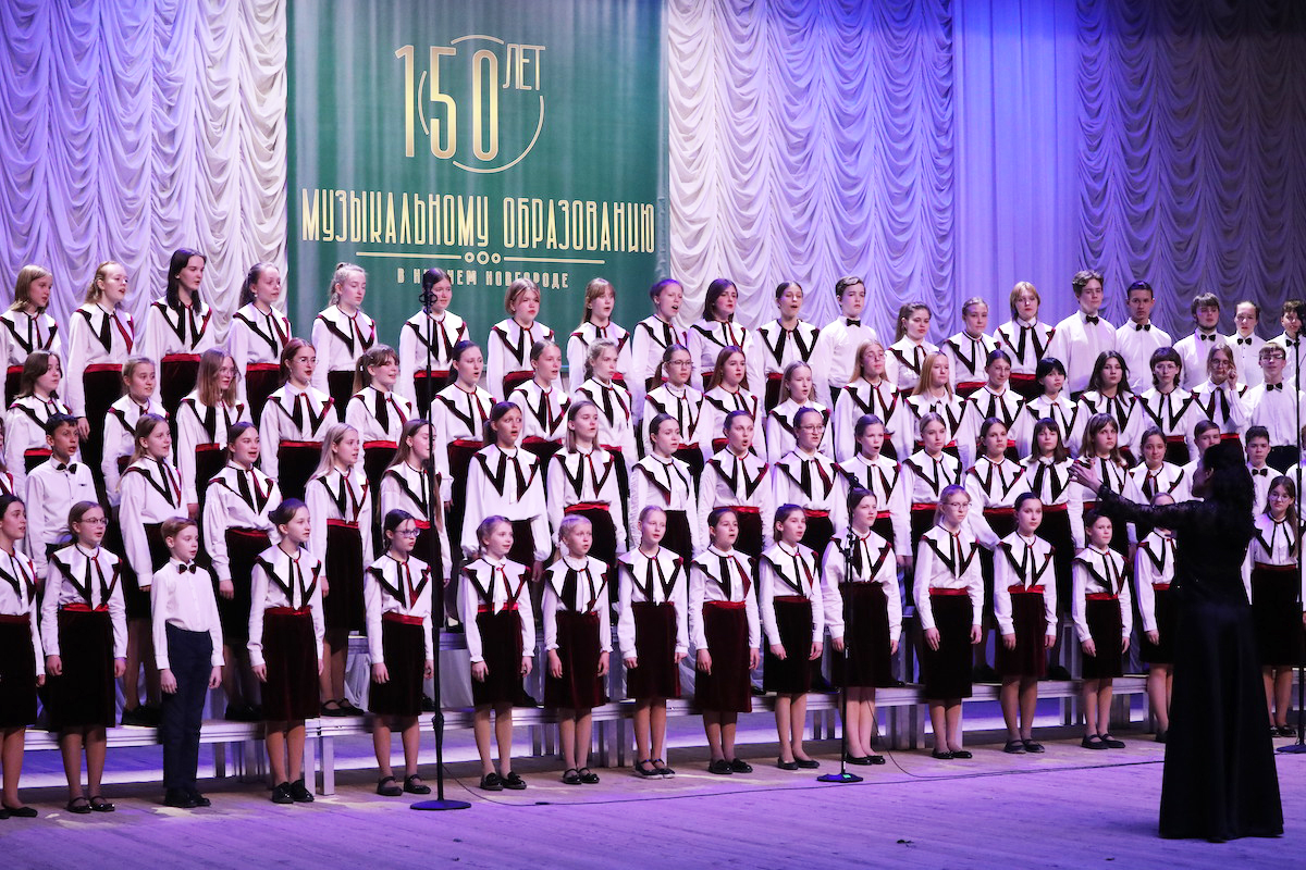 Праздничный концерт Детской школы искусств им. В.Ю. Виллуана прошел в Кремлёвском концертном зале