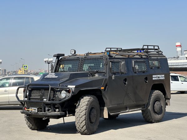 Бронеавтомобиль «Тигр» арзамасского производства доставлен в штаб Захара Прилепина в зону&nbsp;СВО