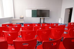 Нижегородские школы пока не планируют массово переводить на дистант из-за постоянных эвакуаций