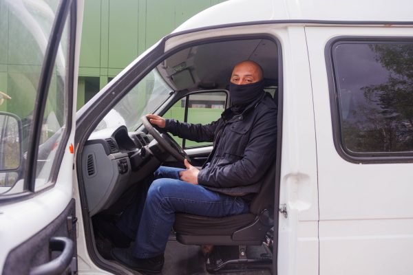 Нижегородский центр поддержки военнослужащих в рекордные сроки передал автомобиль по заявке участника СВО, прибывшего на родину в отпуск