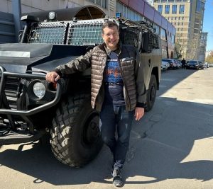 Арзамасский бронеавтомобиль «Тигр» отправят Захару Прилепину в зону&nbsp;СВО