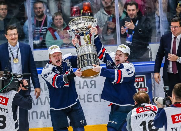 Нападающий нижегородской «Чайки» Артём Мисников стал самым ценным игроком плей-офф МХЛ