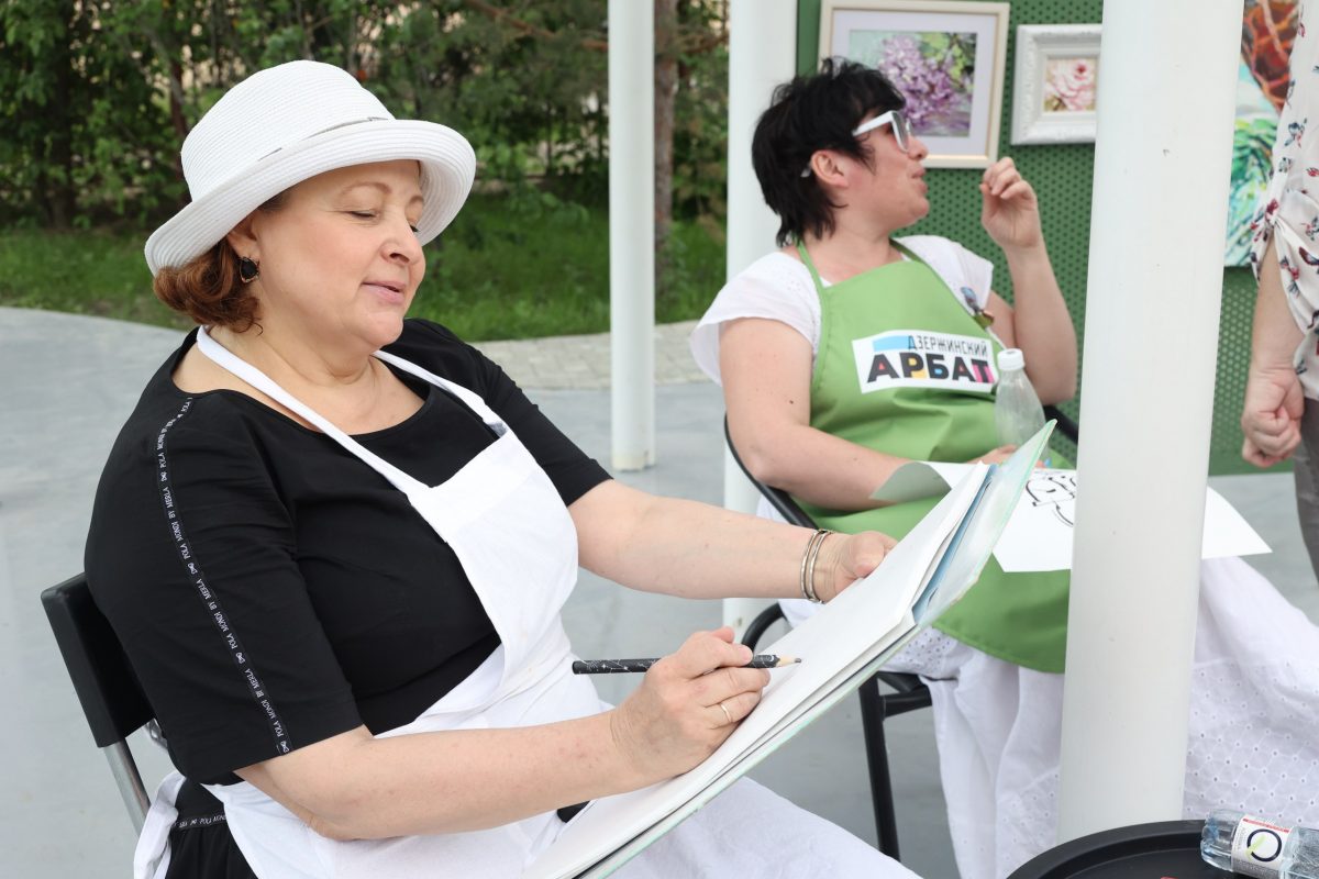 Более 60 мастеров принимали участие в ярмарке «Дзержинский Арбат»