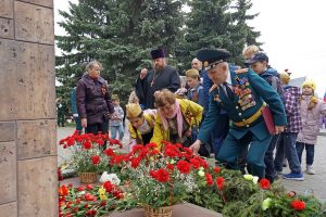 Вечный огонь от пламени с Могилы Неизвестного Солдата в Москве зажгут в Дальнем Константинове