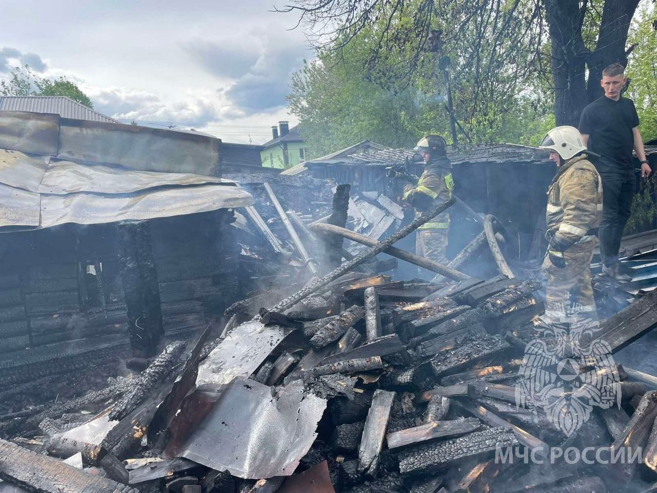 Баня с хозпостройками сгорела в Канавинском районе в Нижнем Новгороде от 12  мая 2023 года | Нижегородская правда