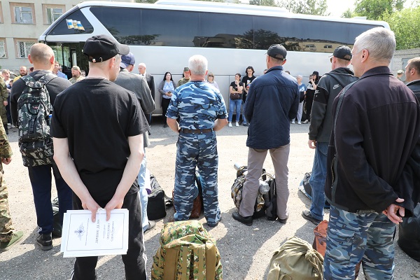 Около 60 добровольцев отправились в зону СВО из Нижнего Новгорода