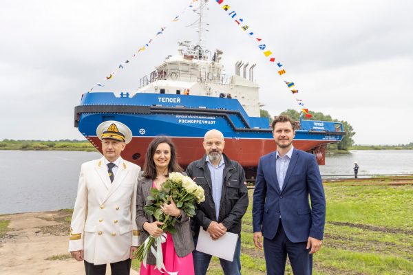 Окская судоверфь спустила на воду арктический буксир-спасатель