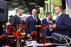 Дмитрий Чернышенко: «Для 80% цифровых решений разработаны российские аналоги»
