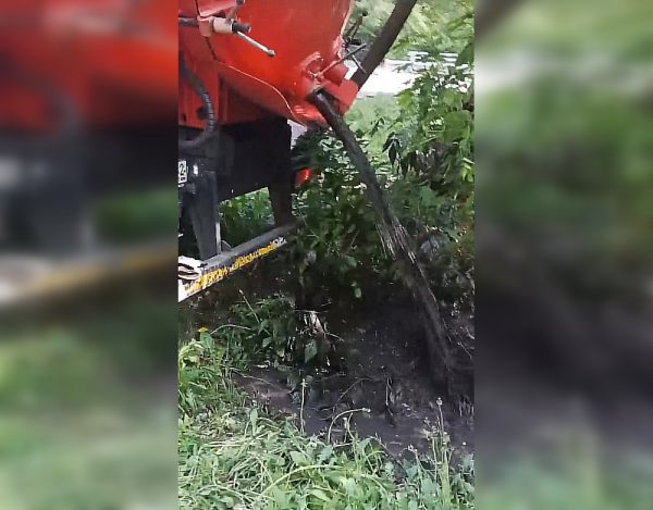 Нижегородских коммунальщиков лишили премий за слив нечистот в реку Борзовку