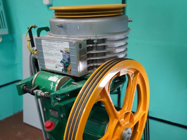 Госжилинспекция Нижегородской области проверила ход работ по замене лифтов в жилых домах Дзержинска