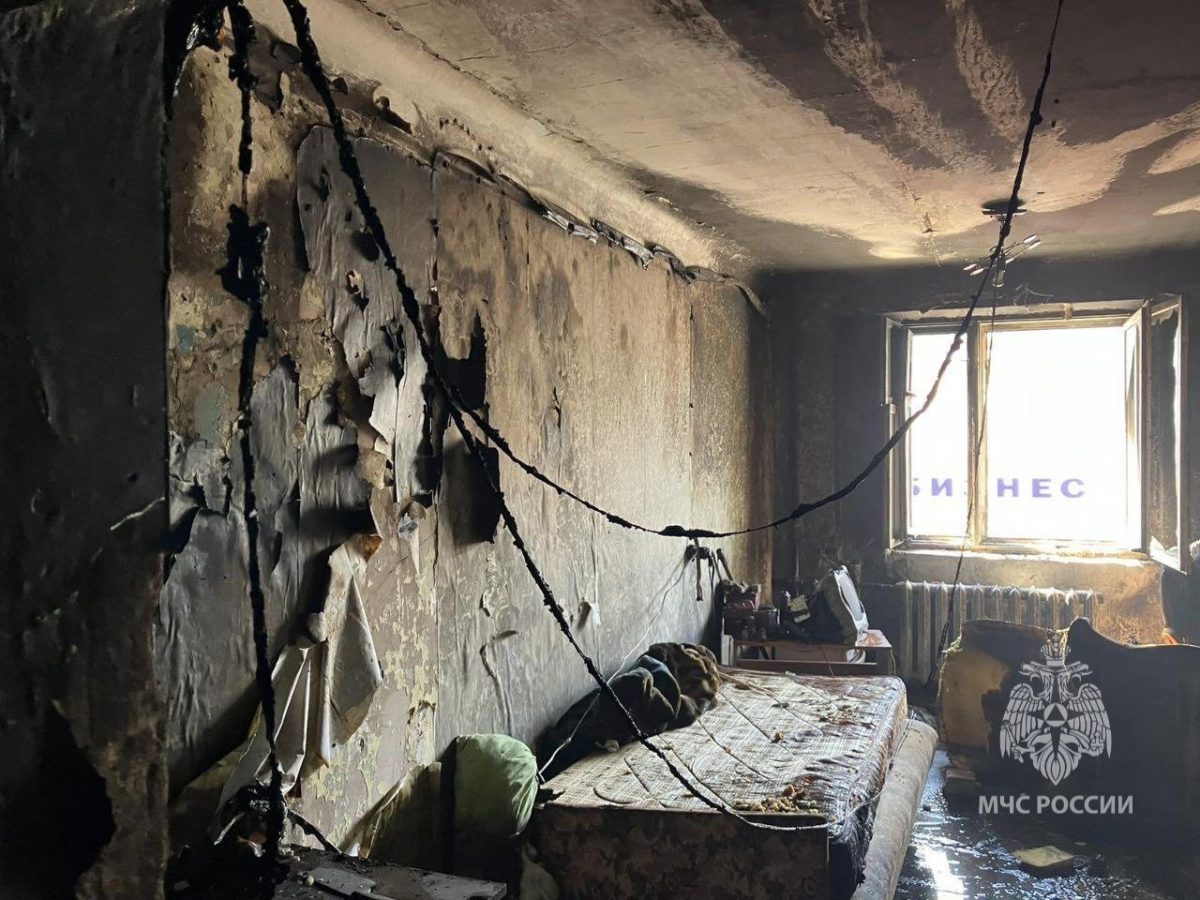 Два жильца пострадали при пожаре в квартире в Павлове