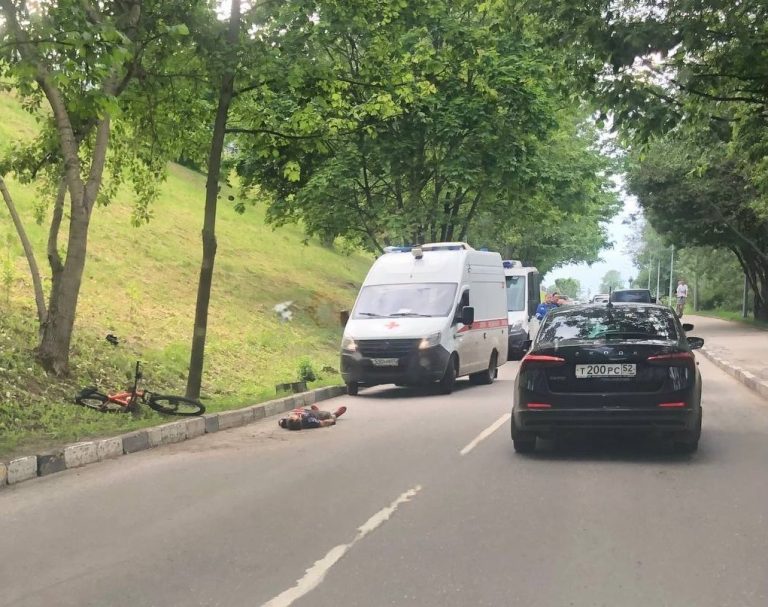 24 мая нижний новгород. Сбили велосипедиста Нижний Новгород. Сбили человека в Нижнем Новгороде. На Георгиевском съезде сбили велосипедиста.