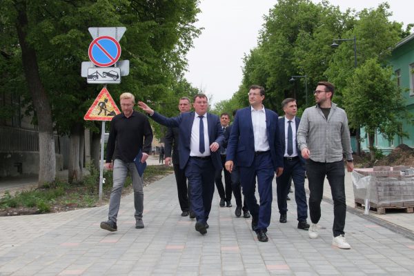 Глеб Никитин проверил объекты благоустройства в Арзамасе в ходе рабочей поездки