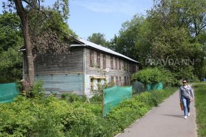 Из-под сноса увели: жители отстояли квартал «Красный просвещенец»