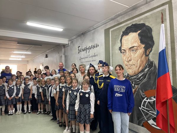 Портрет создателя завода «Красное Сормово» Дмитрия Бенардаки украсил школу №78 в Нижнем Новгороде