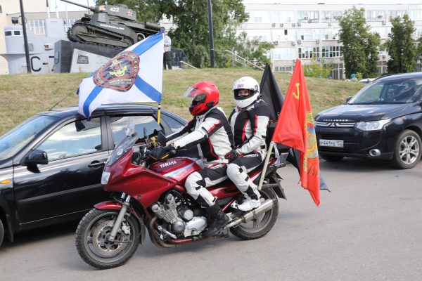 Автомотопробег в честь Дня России прошел в Нижнем Новгороде: смотрим, как это было