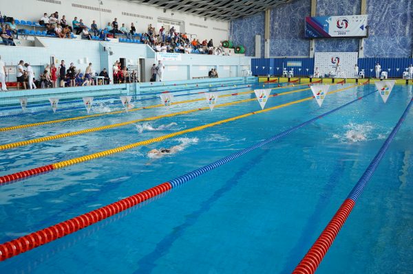 Летние игры паралимпийцев по плаванию стартовали в Дзержинске