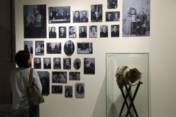 В Манеже Нижегородского кремля открылась выставка «Кустарь-художник: от промысла к народному искусству»