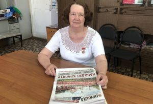 Была пионервожатой, теперь - пенсионервожатая