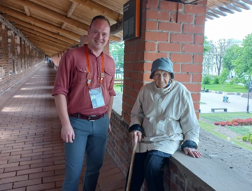 Пенсионерка отметила 100-летие прогулкой по боевому ходу Нижегородского кремля