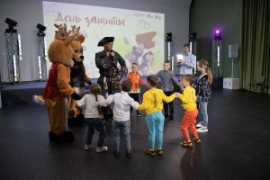 В День защиты детей большая праздничная программа прошла в Доме народного единства