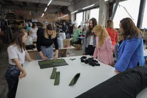 Дарья Лантратова: «Опыт волонтеров Нижегородской области по изготовлению снаряжения и экипировки для бойцов является одним из передовых»