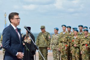Юрий Шалабаев вручил Орден Мужества участника СВО Алексея Дворянинова его&nbsp;семье