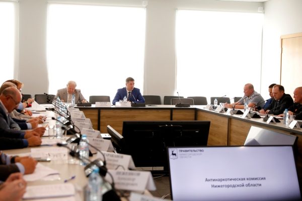 Андрей Гнеушев провел плановое заседание антинаркотической комиссии Нижегородской области