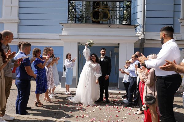 334 пары в Нижегородской области заключили брак в канун Дня семьи, любви и верности