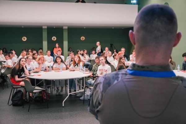 Доброволец СВО рассказал нижегородским студентам о боевом духе и своих идеалах