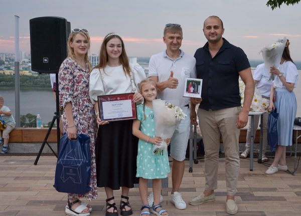 Семья Чечеваткиных стала победителем первого городского конкурса «Молодая семья Молодежной столицы»