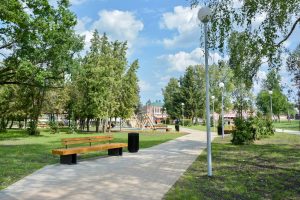Сквер на улице Коминтерна благоустроили
