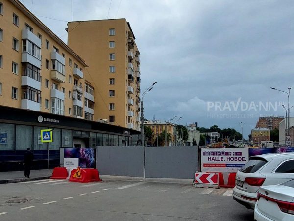 Парковку в центре Нижнего Новгорода могут временно запретить из-за строительства метро