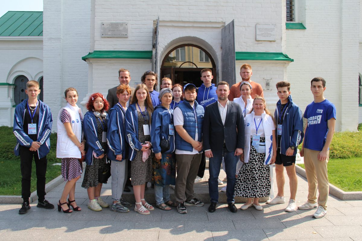 Волонтеры «Единой России» помогут паломникам, прибывшим в Дивеево на торжества