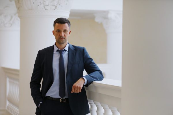 Александр Синелобов расскажет в прямом эфире о ходе голосования за подключение малых населенных пунктов к интернету