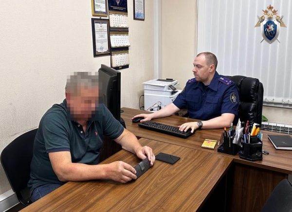 ФСБ обнародовала видео задержания адвоката, подозреваемого в посредничестве во взяточничестве