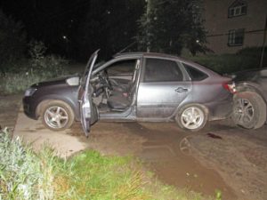 Пьяный мужчина угнал автомобиль в Городце