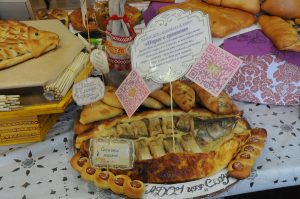 Две тонны выпечки, сказка и песни под баян: как прошёл фестиваль «Пироград» в Красных Баках