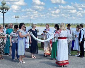В Балахне прошла выездная церемония бракосочетания в народных традициях