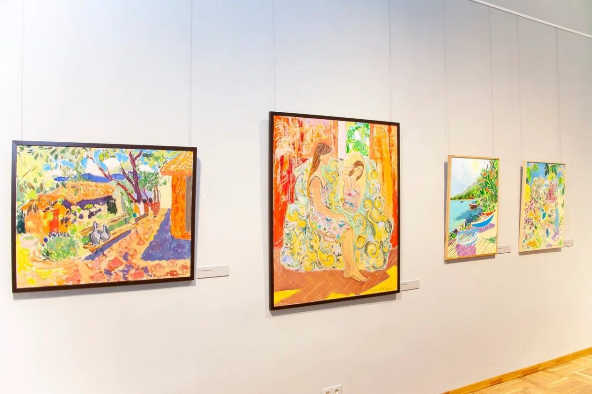 В Нижегородском художественном музее открылась первая персональная выставка художника Владислава Разгулина